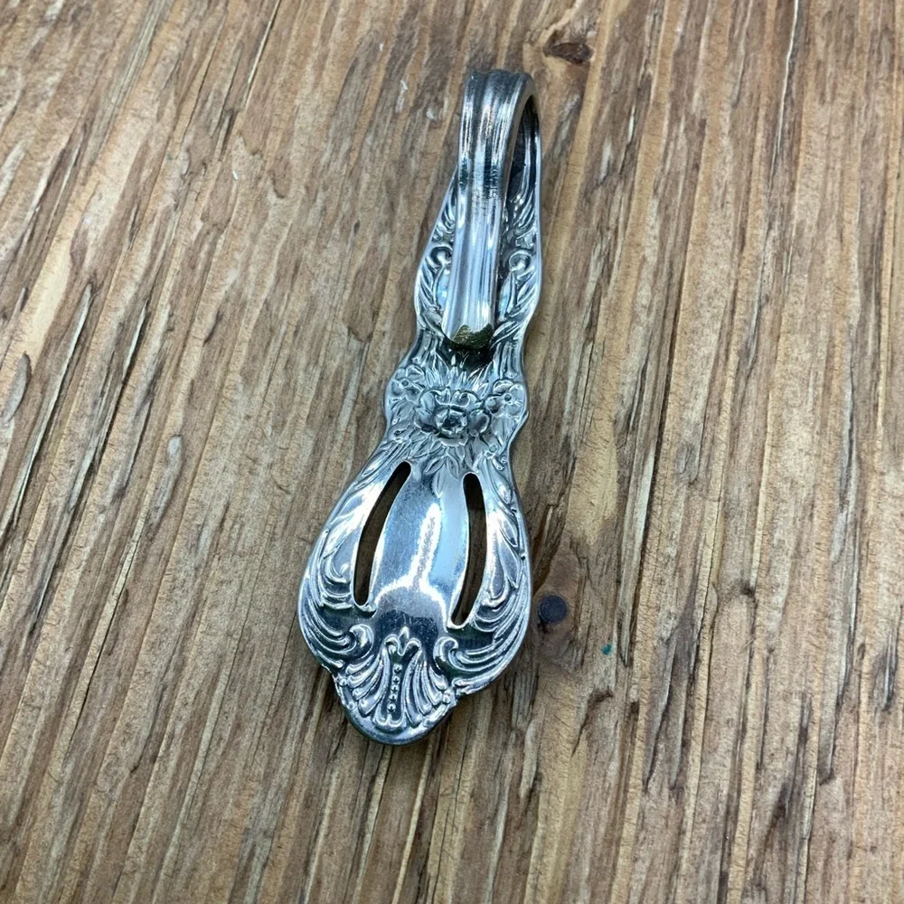 Heritage Pattern Vintage Spoon Silverware Pendant